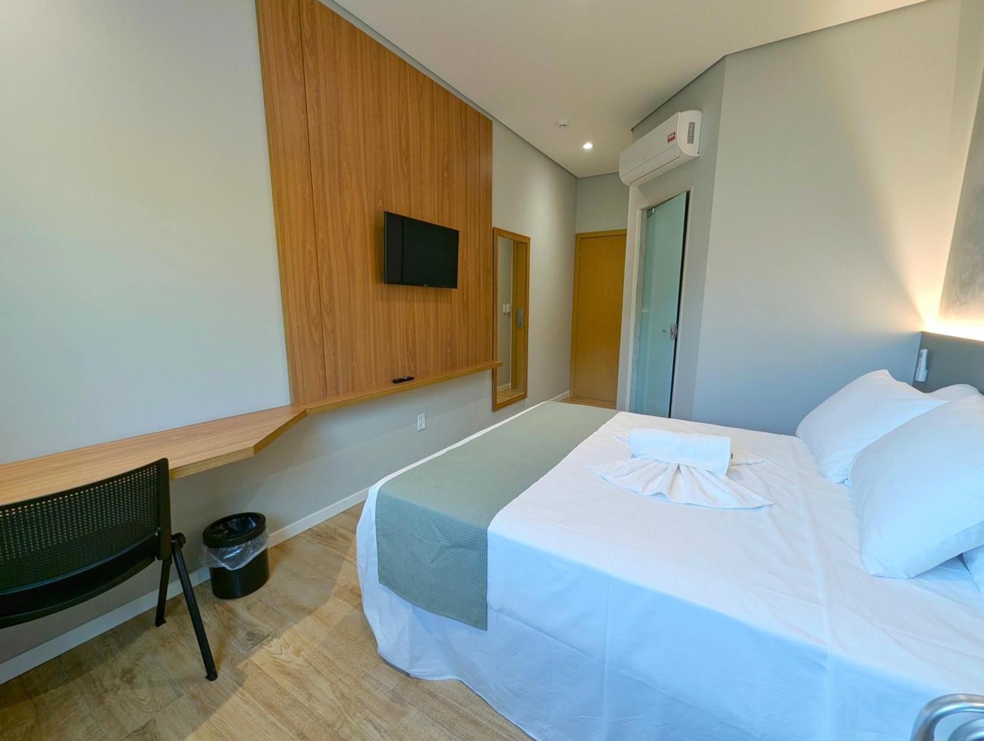 Jardim Iracema Hotel *
